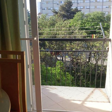 Two Bedroom Apartment Near Beach And Center Split Exterior photo